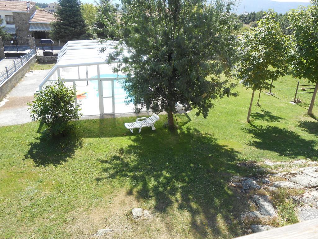 Hostal Burgos ตอร์เรกาบาเญโรส ภายนอก รูปภาพ